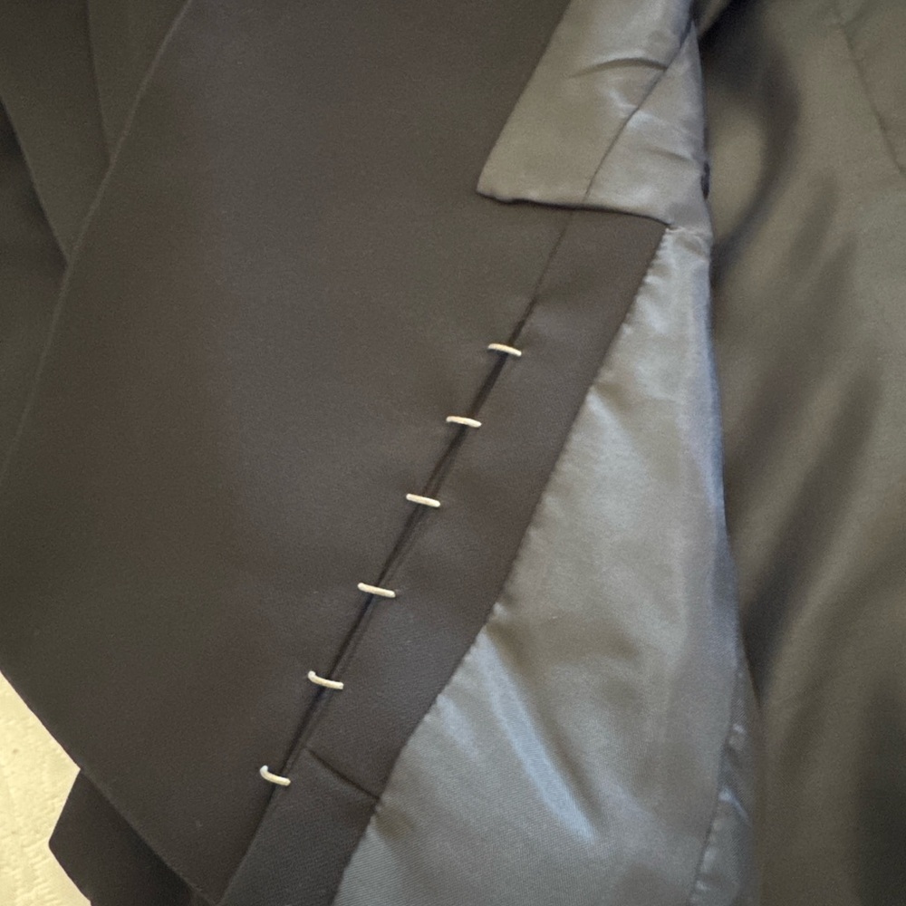 Vintage Tahari by Arthur S. Levine Black Blazer Shoulder Pads Metal Ring Accents - Picture 12 of 12